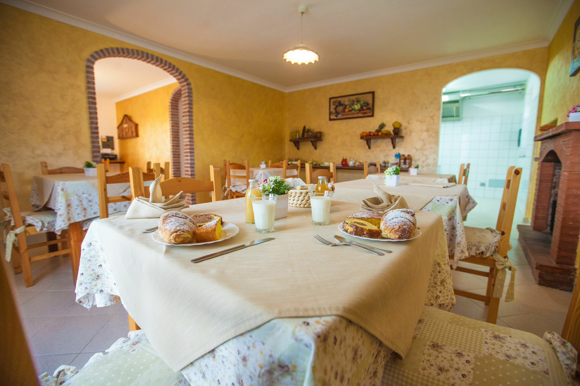 Bed and Breakfast Haidi House Аджерола Экстерьер фото